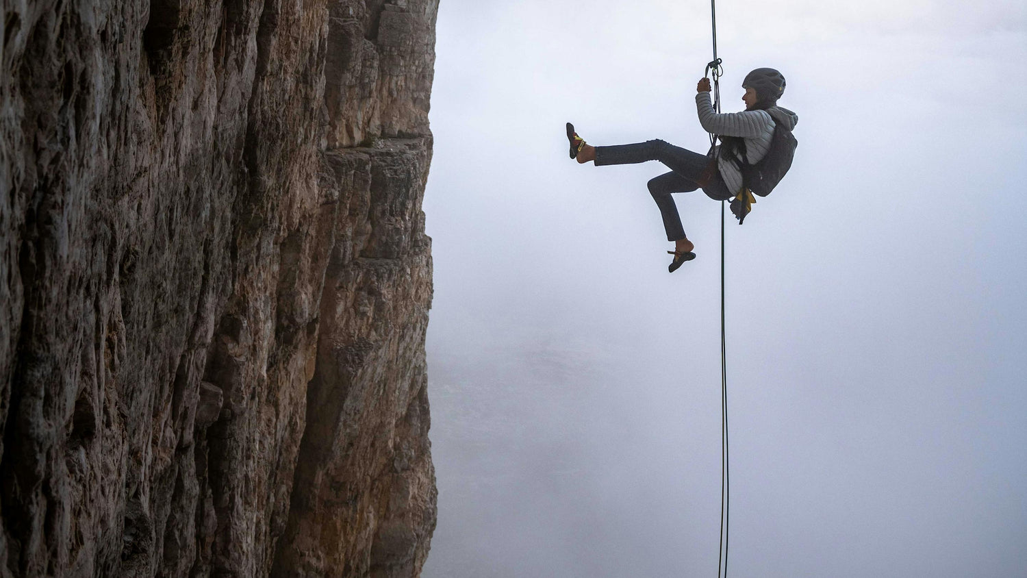 QC LAB: CAN A HOT BELAY DEVICE MELT MY SLINGS?