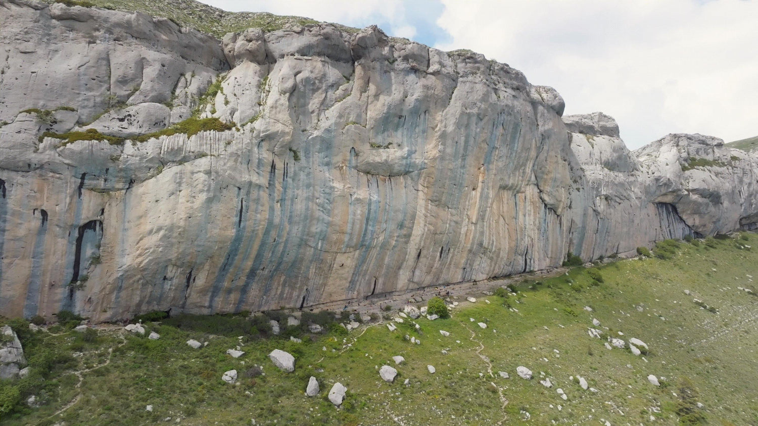 HARD SENDS with Seb Bouin—Bibliographie 9b+ (5.15c)