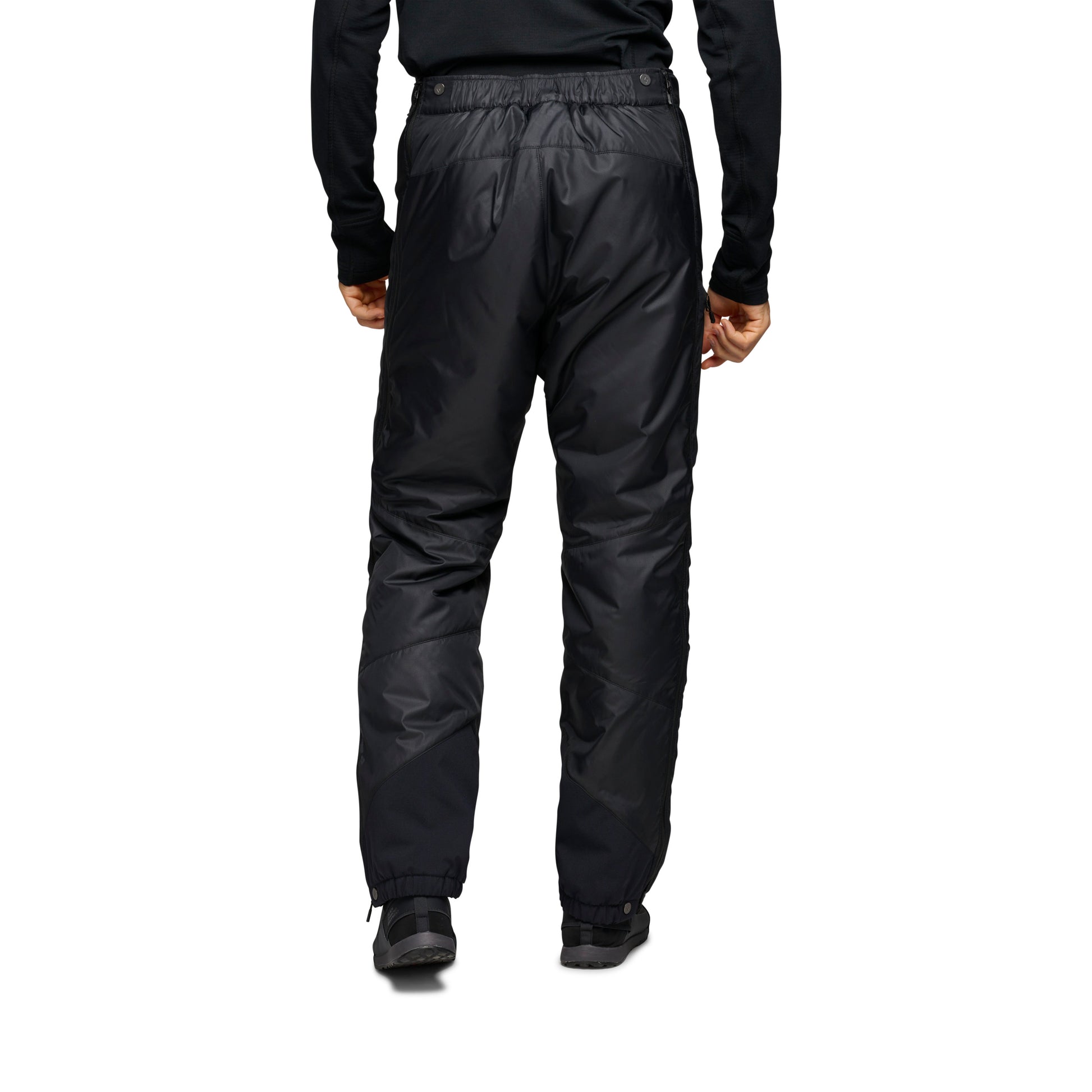 Black ~ Model is 183 cm | Waist 81 cm | Size Medium/32 