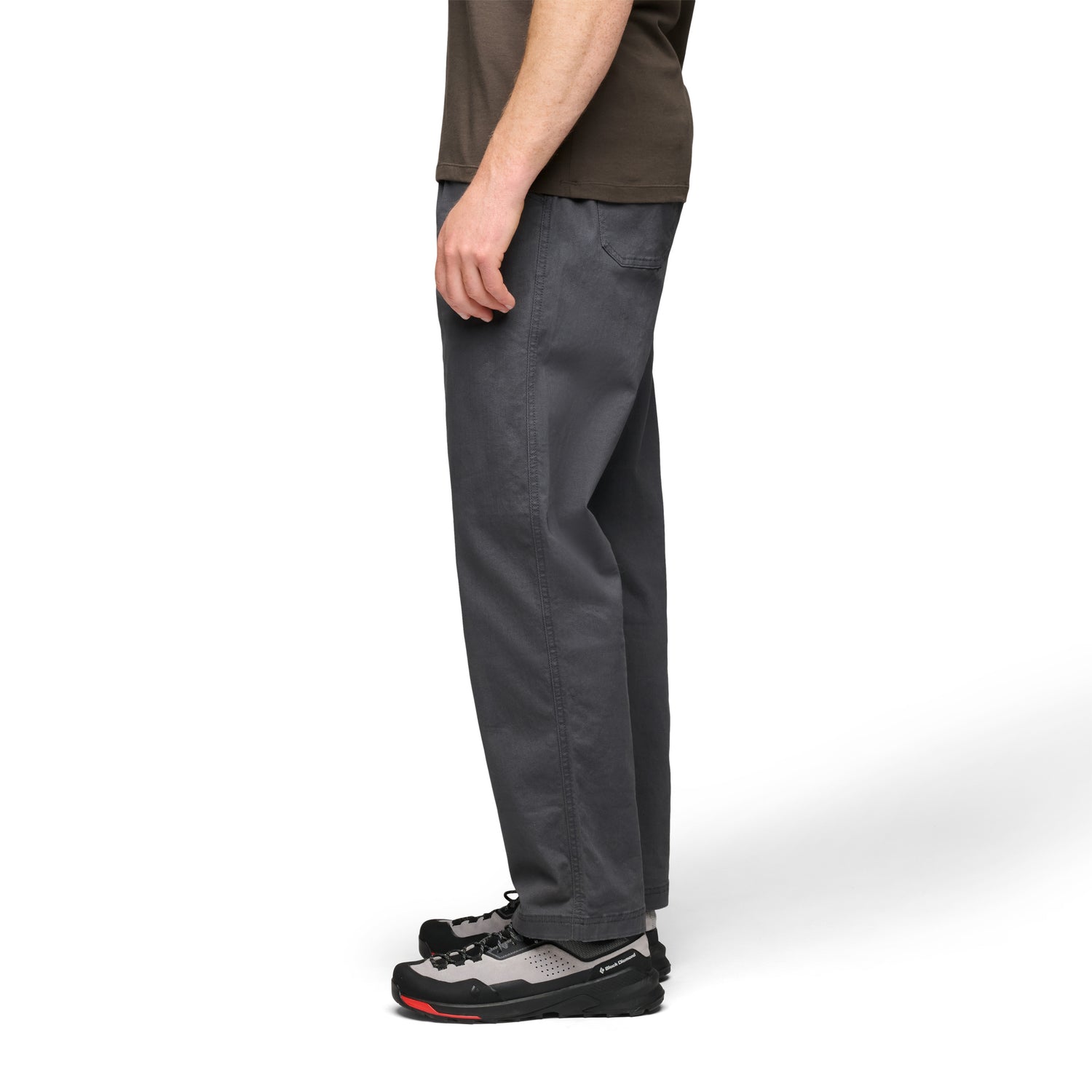 Carbon ~ Model Height 6' 0" | Waist 32" | Size Medium/32