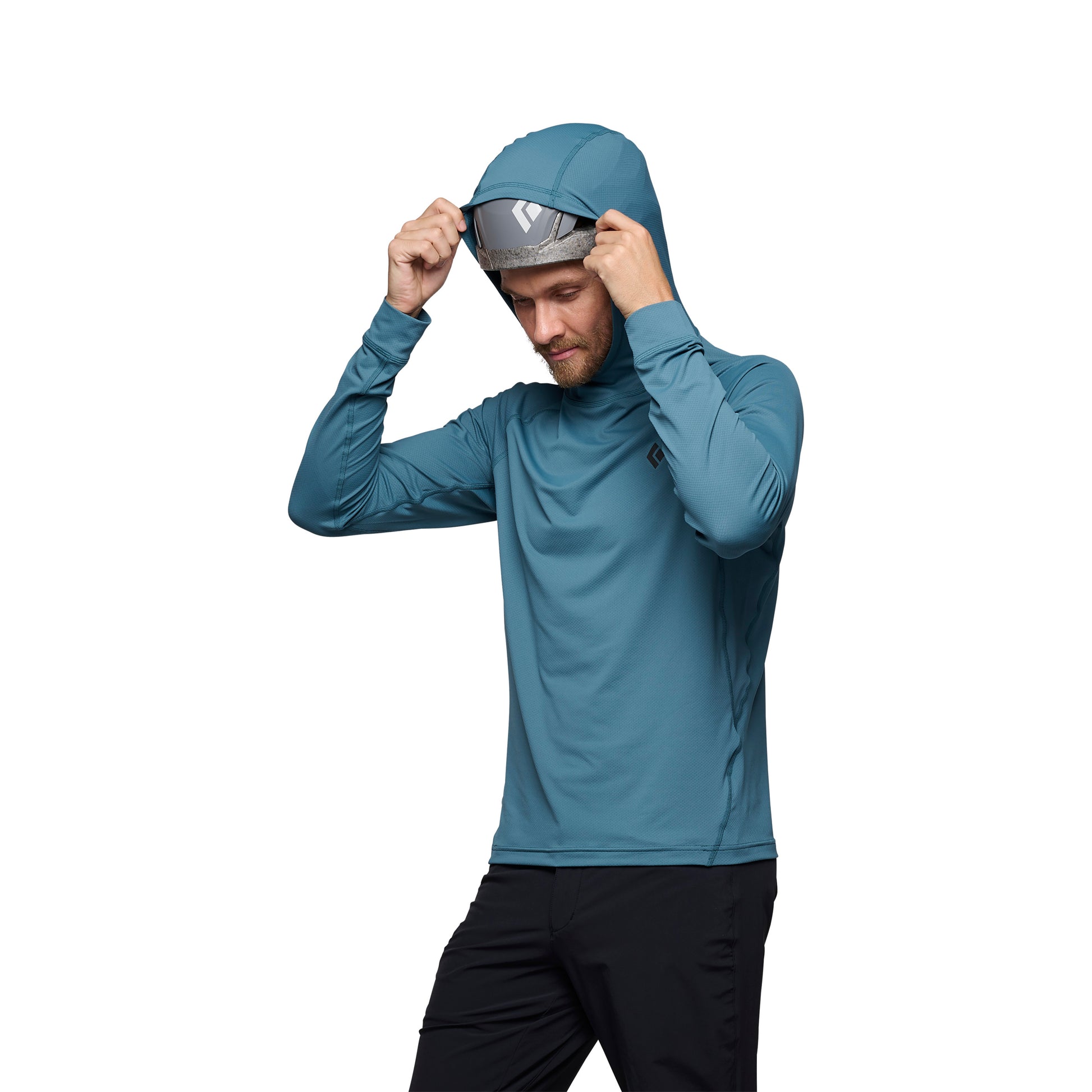 Creek Blue ~ Model is 185 cm | Chest 102 cm | Waist 79 cm | Size Medium 